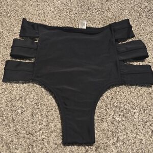 High waisted cheeky bottoms